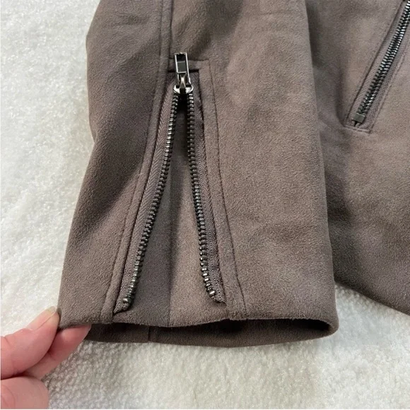 Solitaire Gray Faux Suede Moto Zipper Jacket Size M - Picture 4 of 12